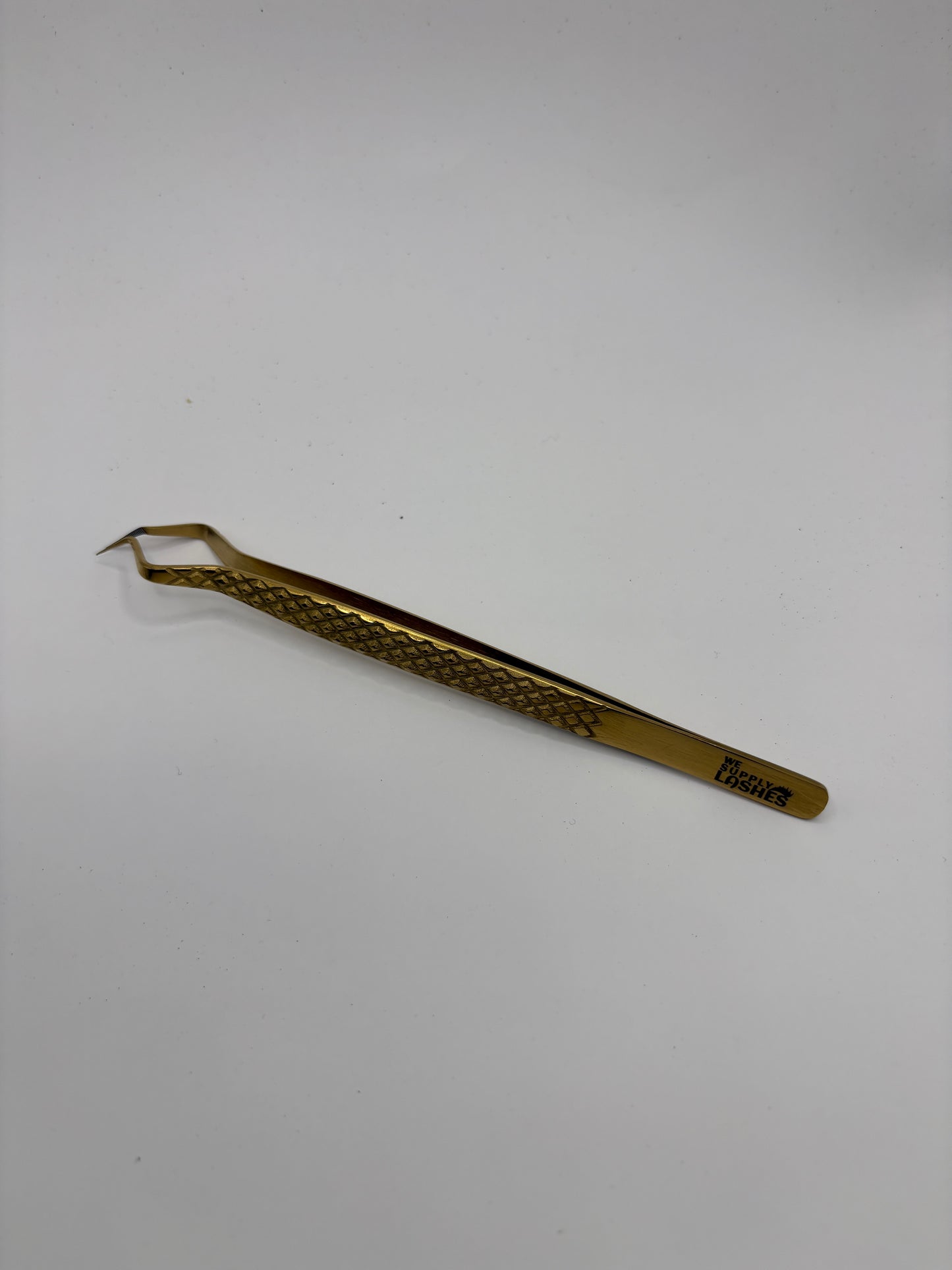 Grasshopper isolation tweezer